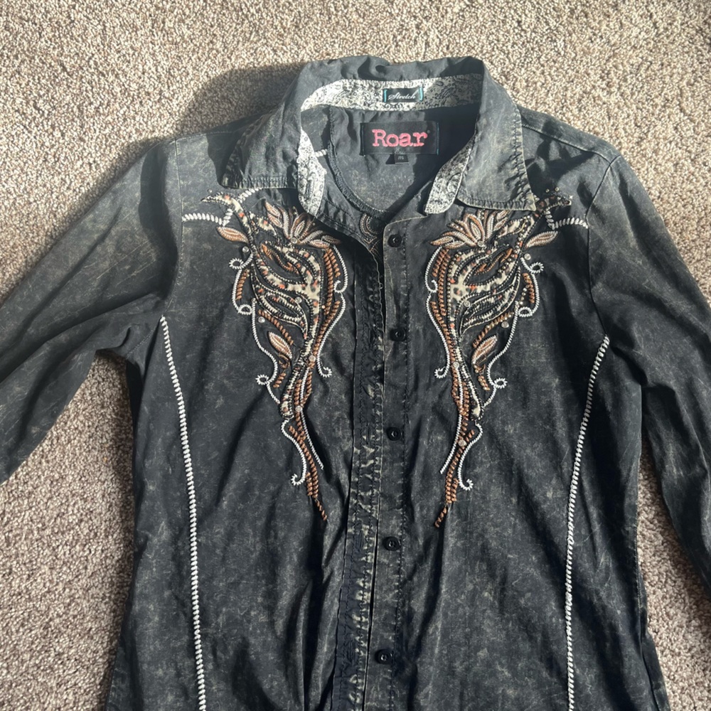 Women’s button down